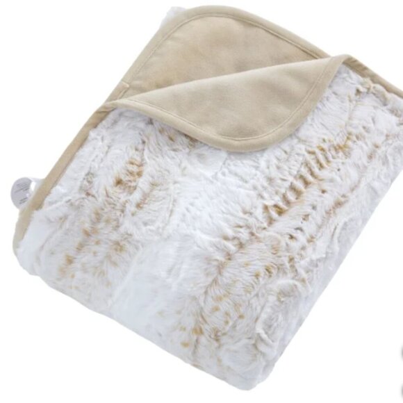 Brentwood Originals Oversized Waterproof Pet Blanket | NWT - Picture 3 of 4